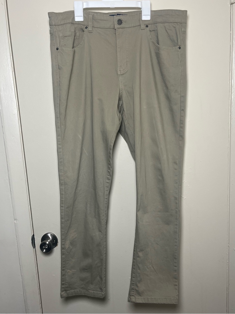 Savile Row Men's Casual Straight-Leg Chino Pants in Light Khaki